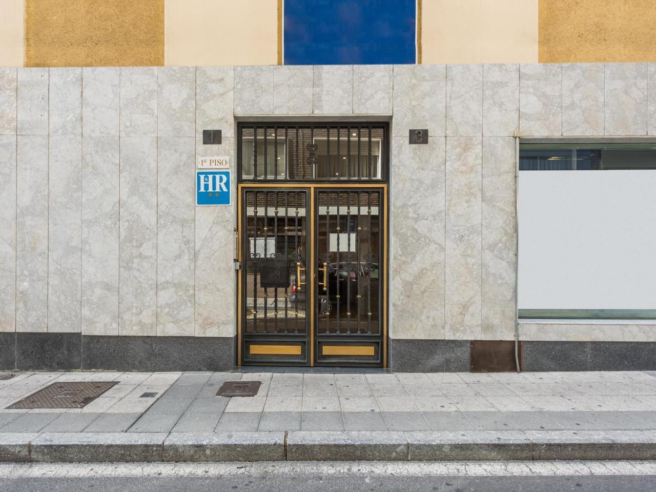 Hostal Uria Salamanca Eksteriør bilde