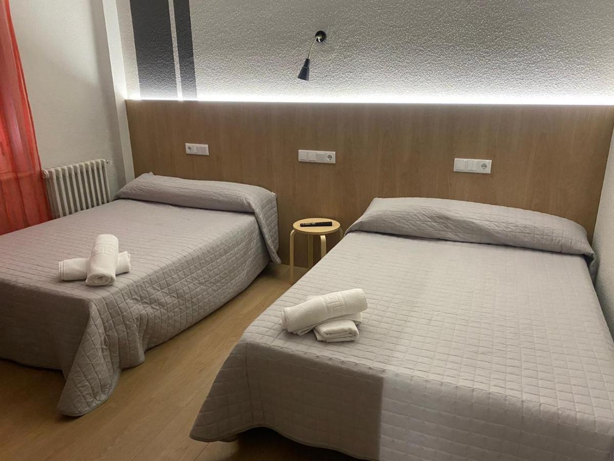 Hostal Uria Salamanca Eksteriør bilde